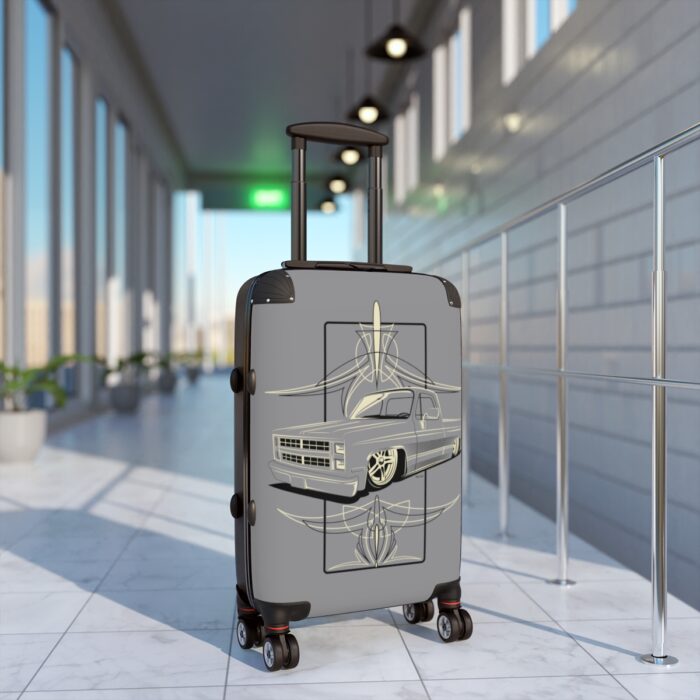 Square body art with pinstriping Suitcase - Image 22