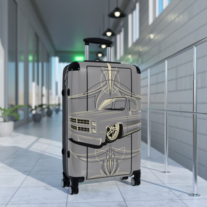 Square body art with pinstriping Suitcase - Image 13