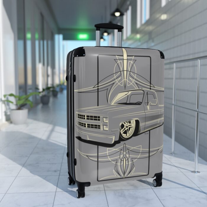 Square body art with pinstriping Suitcase - Image 3