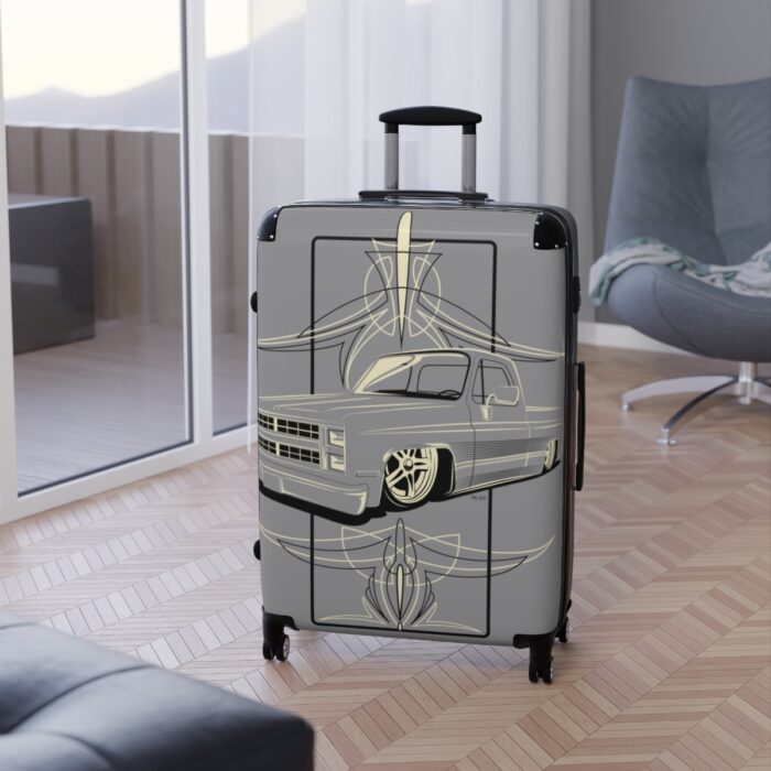 Square body art with pinstriping Suitcase - Image 5